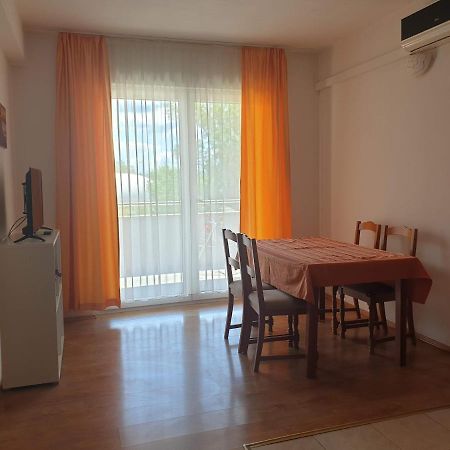 أوميس Apartment Perica المظهر الخارجي الصورة