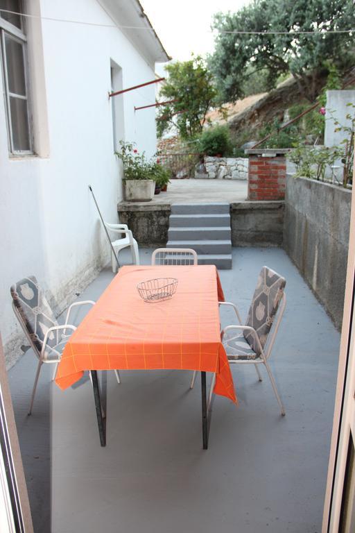 أوميس Apartment Perica الغرفة الصورة